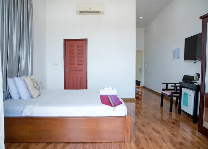 New Season Riverside Hotel